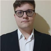 Estudiante Universitario con amplios conocimientos en distintas materias de idiomas y humanidades.